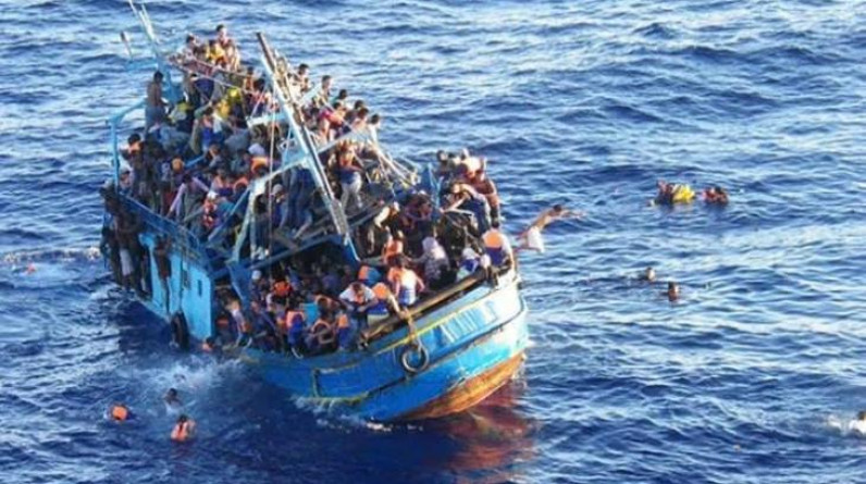 "التايمز": هذا ما حدث في قارب المهاجرين الغارق باليونان